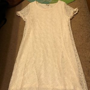 🌟Sparkly White lacy dress🌟